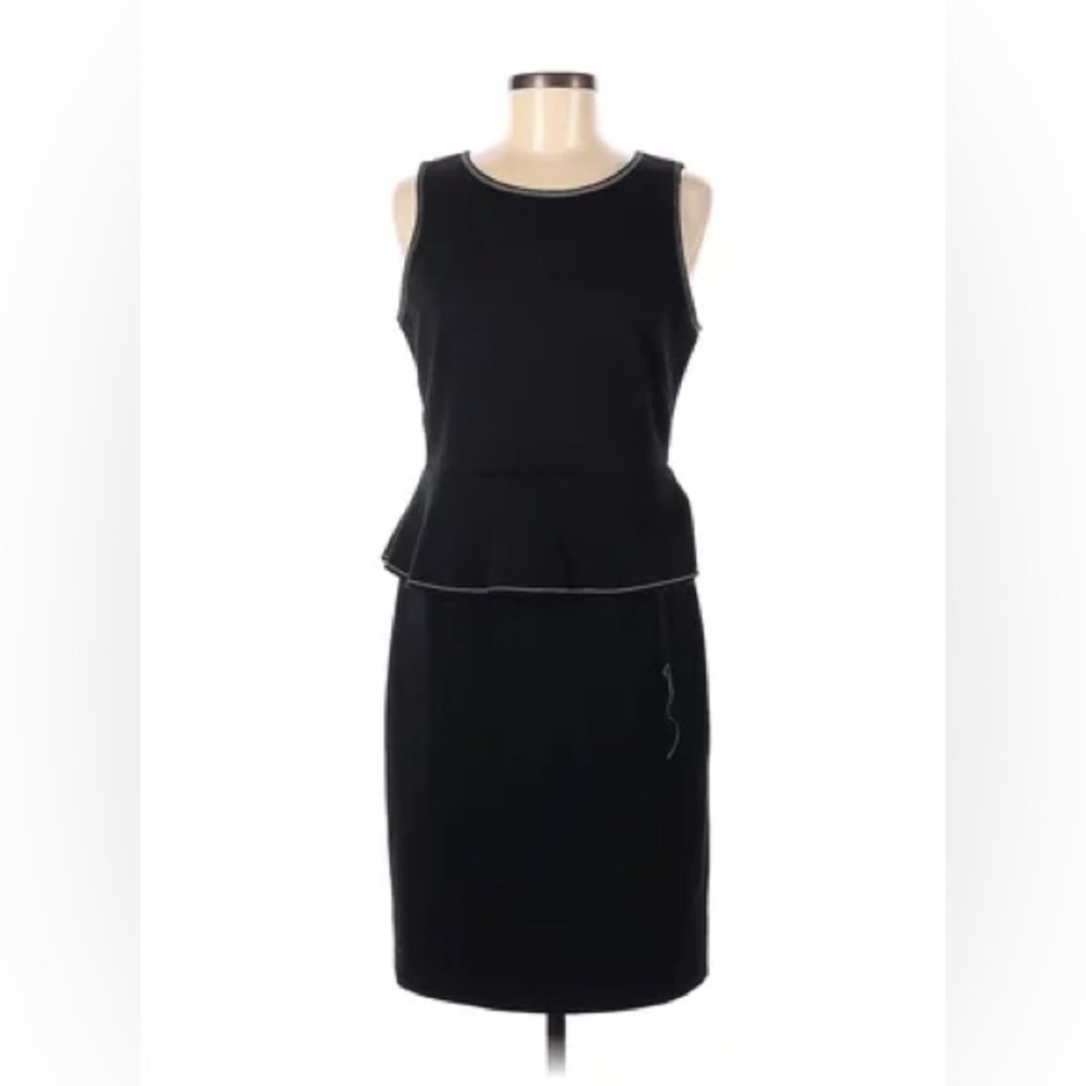 ⭐️ Ann Taylor Sleeveless Little Black Peplum Dress Size 4P